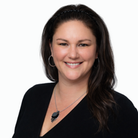 Headshot of Andrea Arsenault